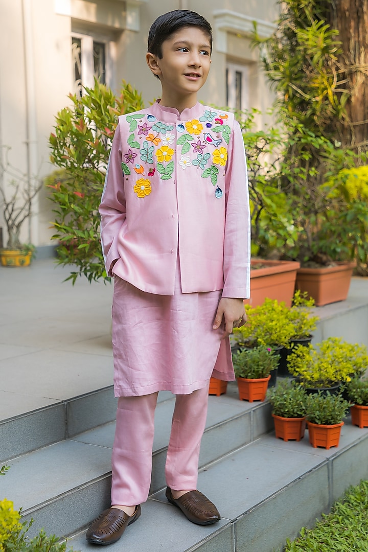 Soft Pink Silk Floral Hand Embroidered Bundi Jacket Set For Boys by Ba Ba Baby clothing co.