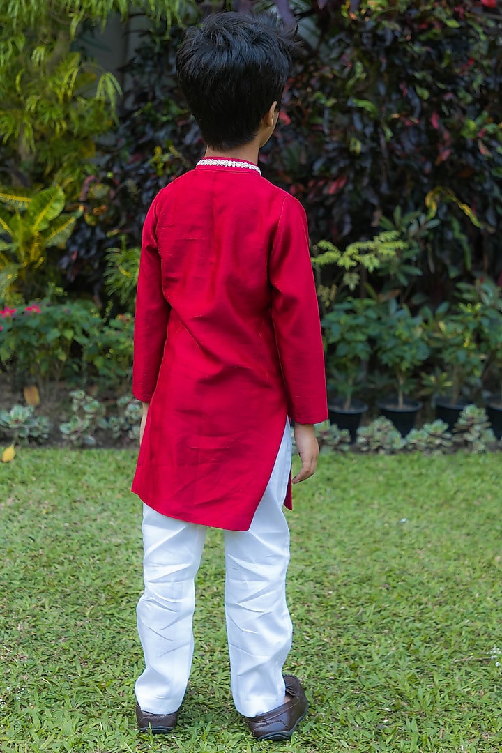 Red Chanderi Mirror Hand Embroidered Kurta Set For Boys by Ba Ba Baby clothing co. at Pernia's Pop Up Shop