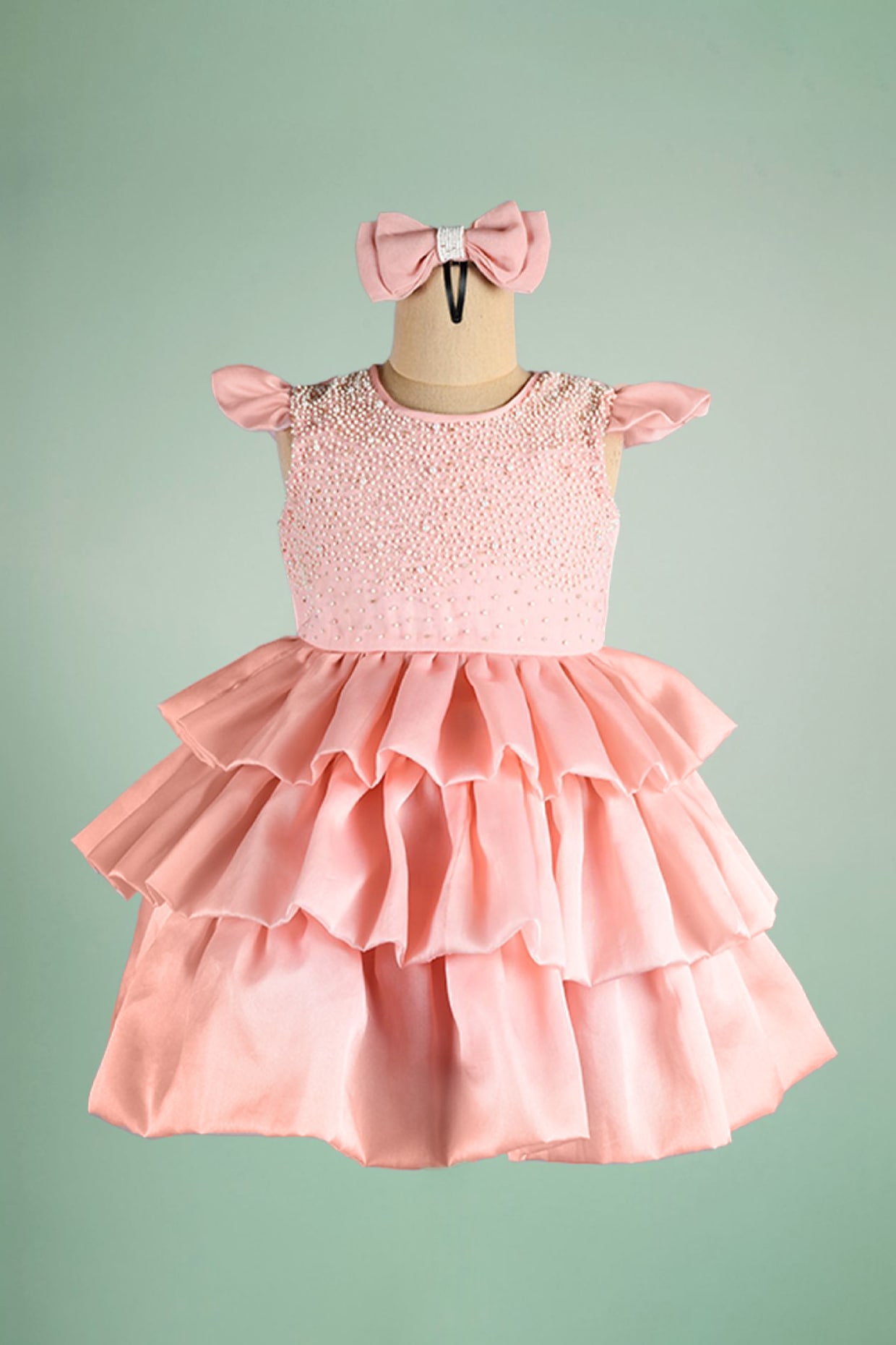 ₪102-New Style Childrens Dress Bubble Sleeves Satin Cloth Pengpeng Hosts  Show Girl Princess Gown Balo Kıyafetleri Yt076-Description