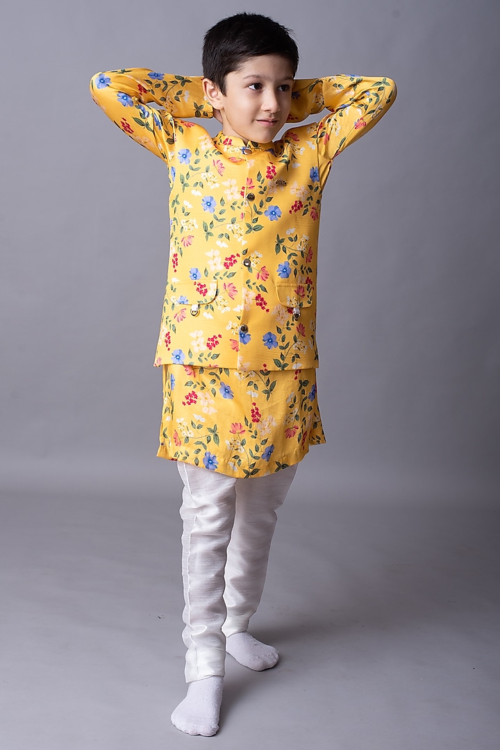 Yellow Printed Bundi Jacket With Kurta Set For Boys by Ba Ba Baby clothing co.