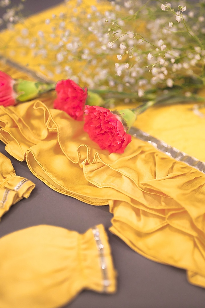Yellow Linen Chanderi & Mulmul Embroidered Kurta Set For Girls by Ba Ba Baby clothing co. at Pernia's Pop Up Shop
