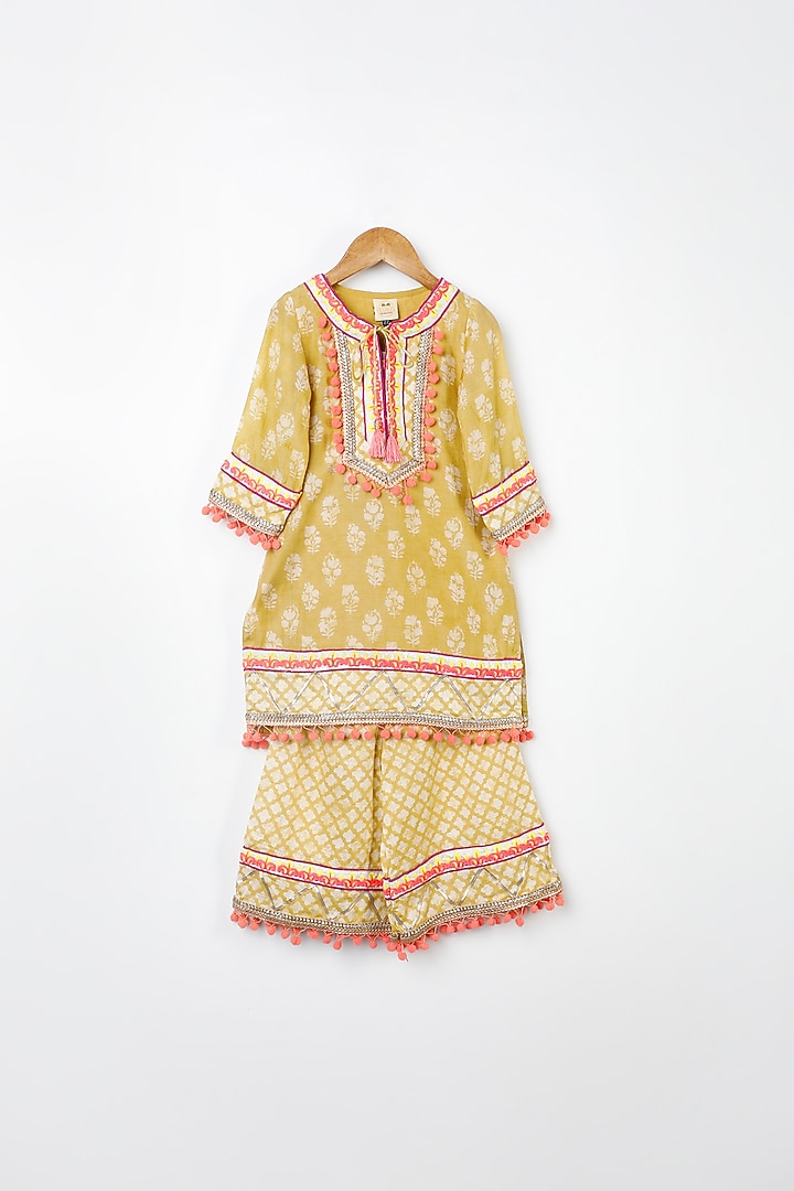 Olive Green Printed Kurta Set For Girls by Bloomers by Amrita M at Pernia's Pop Up Shop