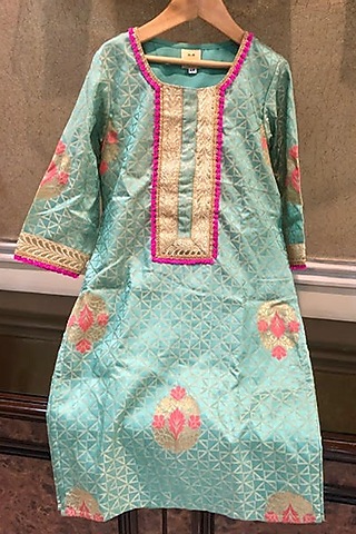 Blue Zari Embroidered Kurta Set For Girls by Bloomers by Amrita M