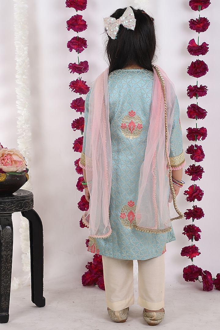 Blue Zari Embroidered Kurta Set For Girls by Bloomers by Amrita M at Pernia's Pop Up Shop