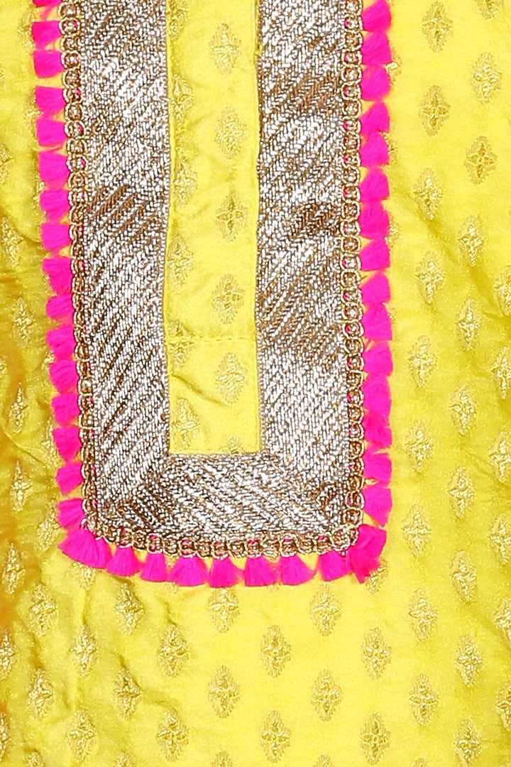 Yellow Embroidered Kurta Set For Girls by Bloomers by Amrita M at Pernia's Pop Up Shop
