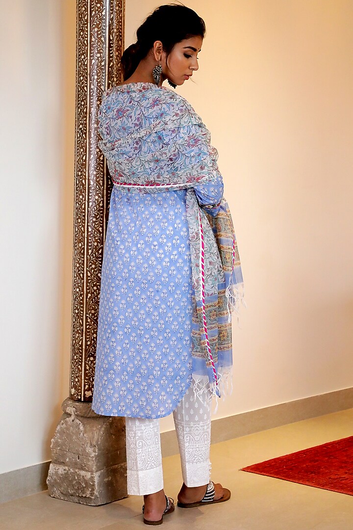 Sky Blue Printed Kurta With Dupatta by Inara Jaipur at Pernia's Pop Up Shop
