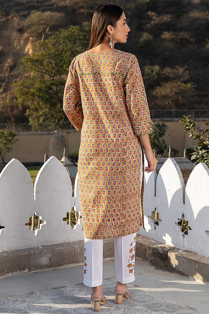Mustard Printed Kurta Set by Inara Jaipur at Pernia's Pop Up Shop