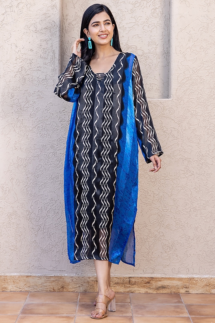 Black & Egyptian Blue Striped Kurta by Inara Jaipur at Pernia's Pop Up Shop