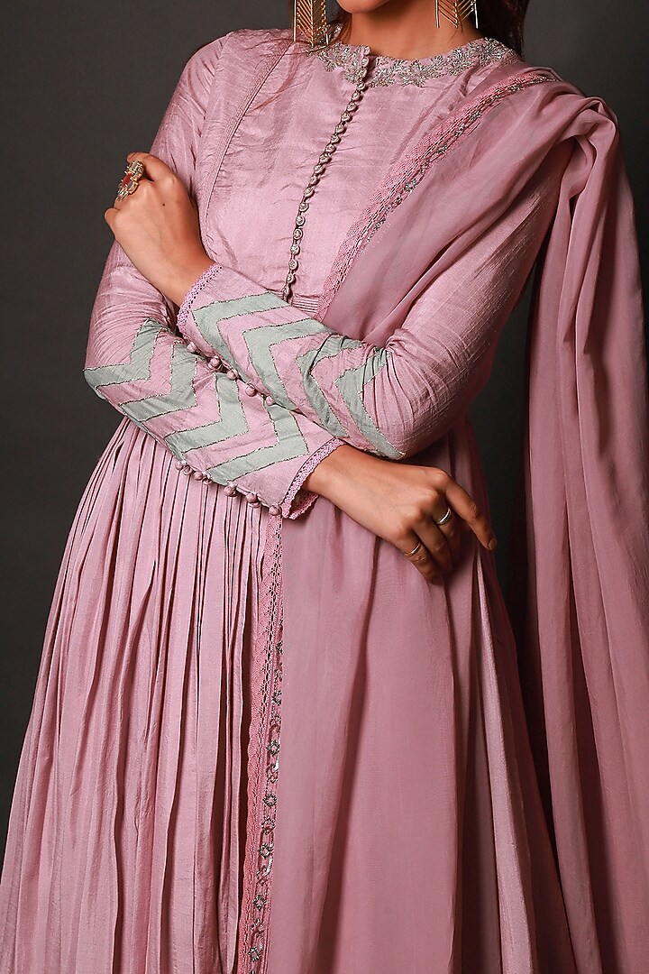 Mauve Printed Gathered Wedding Anarkali Set by Bandana Narula at Pernia's Pop Up Shop