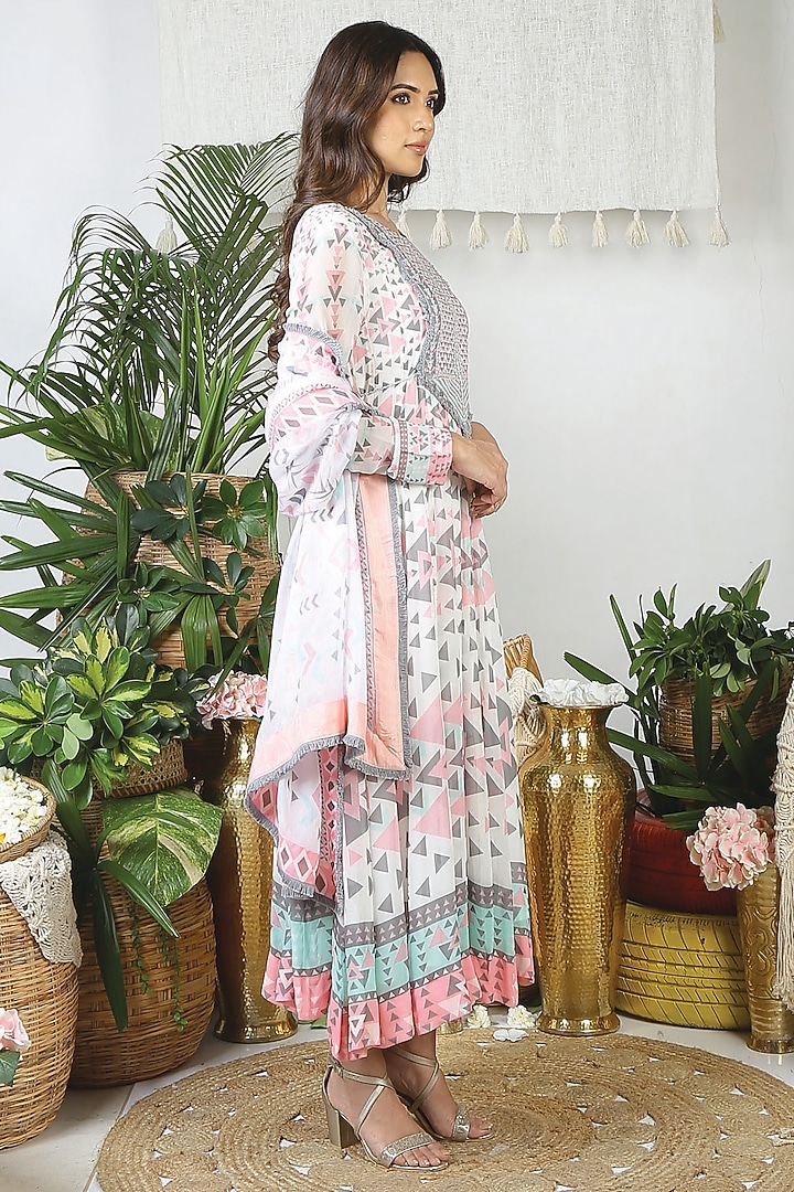 Pearl White & Flamingo Pink Georgette Printed Party Wear Anarkali Set by Bandana Narula at Pernia's Pop Up Shop
