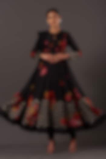 Black Digital Printed Party Wear Anarkali Set by Balance by Rohit Bal at Pernia's Pop Up Shop