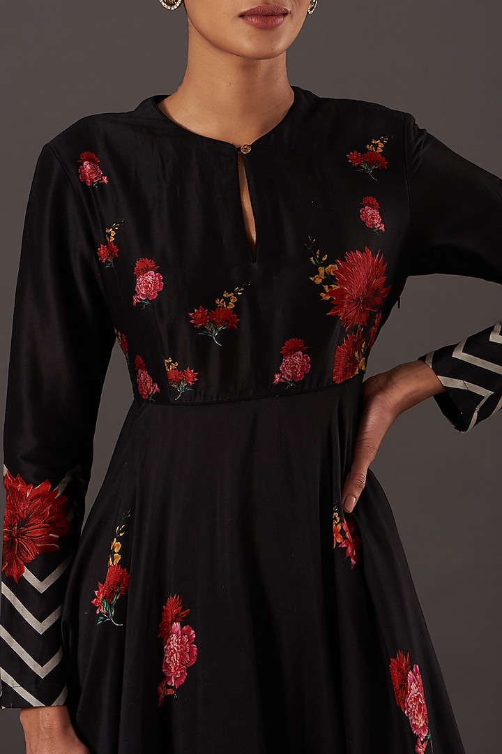 Black Digital Printed Party Wear Anarkali Set by Balance by Rohit Bal at Pernia's Pop Up Shop