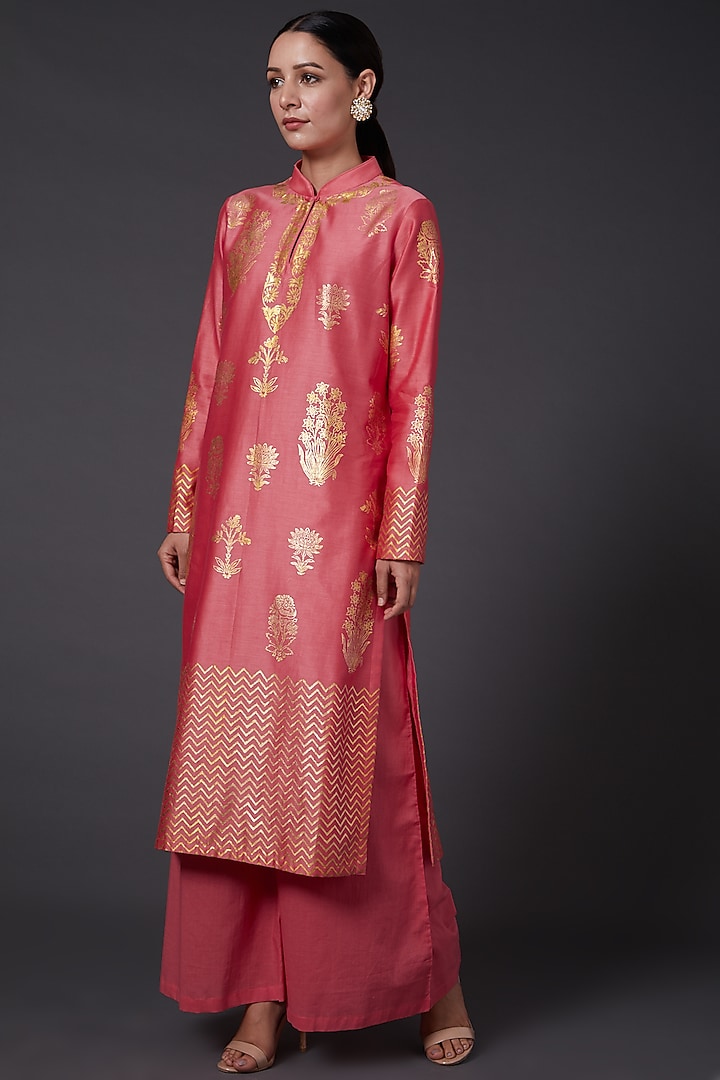 Coral Pink Block Printed Kurta Set by Balance by Rohit Bal at Pernia's Pop Up Shop