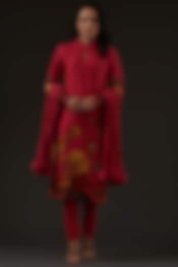 Ruby Red Digital Printed Kurta Set by Balance by Rohit Bal