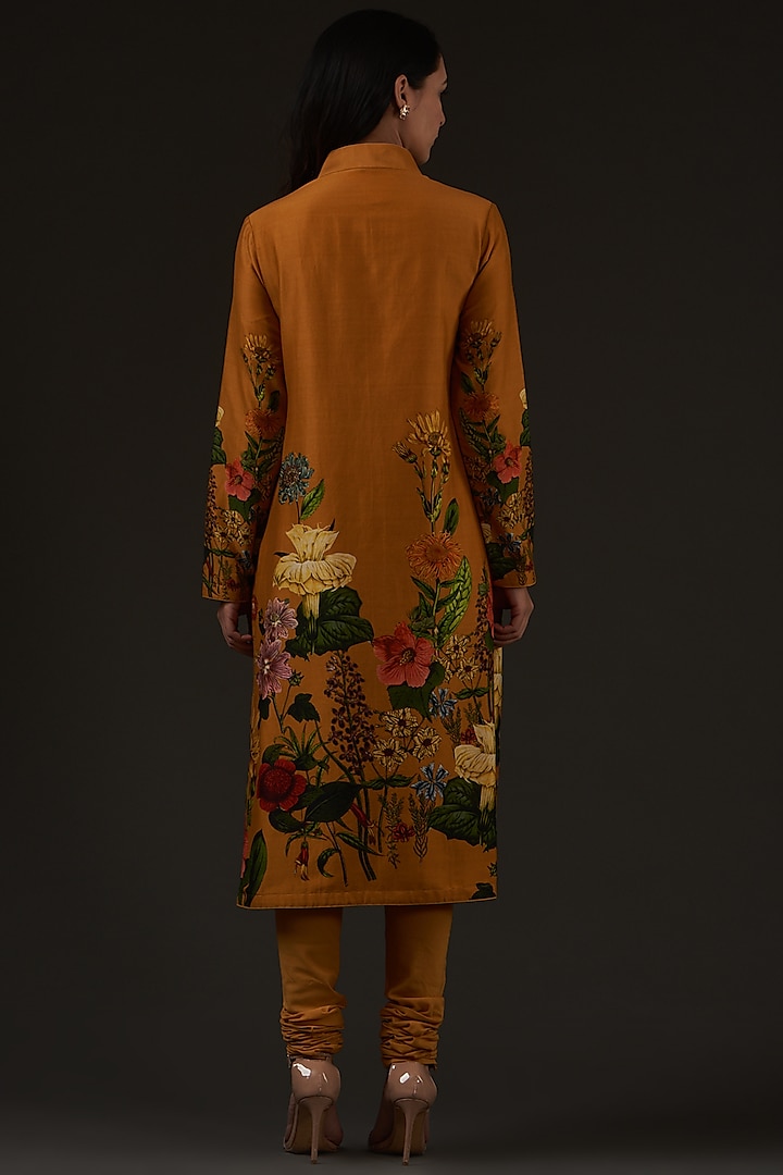 Mustard Digital Printed Kurta Set by Balance by Rohit Bal at Pernia's Pop Up Shop