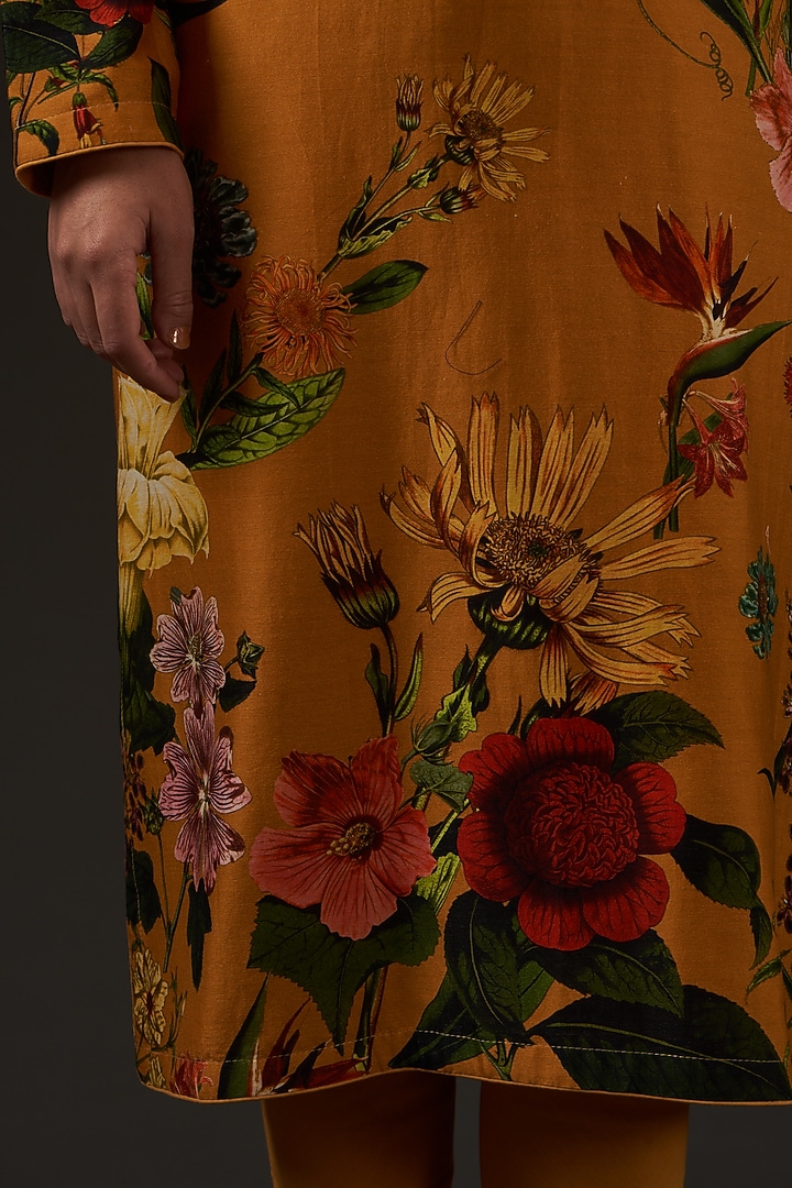Mustard Digital Printed Kurta Set by Balance by Rohit Bal at Pernia's Pop Up Shop