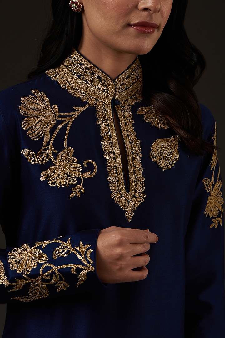 Indigo Blue Machine Embroidered Kurta set by Balance by Rohit Bal at Pernia's Pop Up Shop