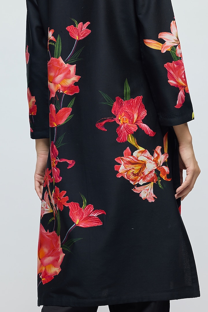 Black Chanderi Floral Printed Tunic Set by Balance by Rohit Bal at Pernia's Pop Up Shop