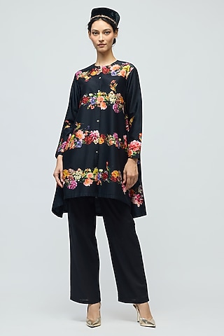 Black Chanderi Floral Printed Tunic Set by Balance by Rohit Bal