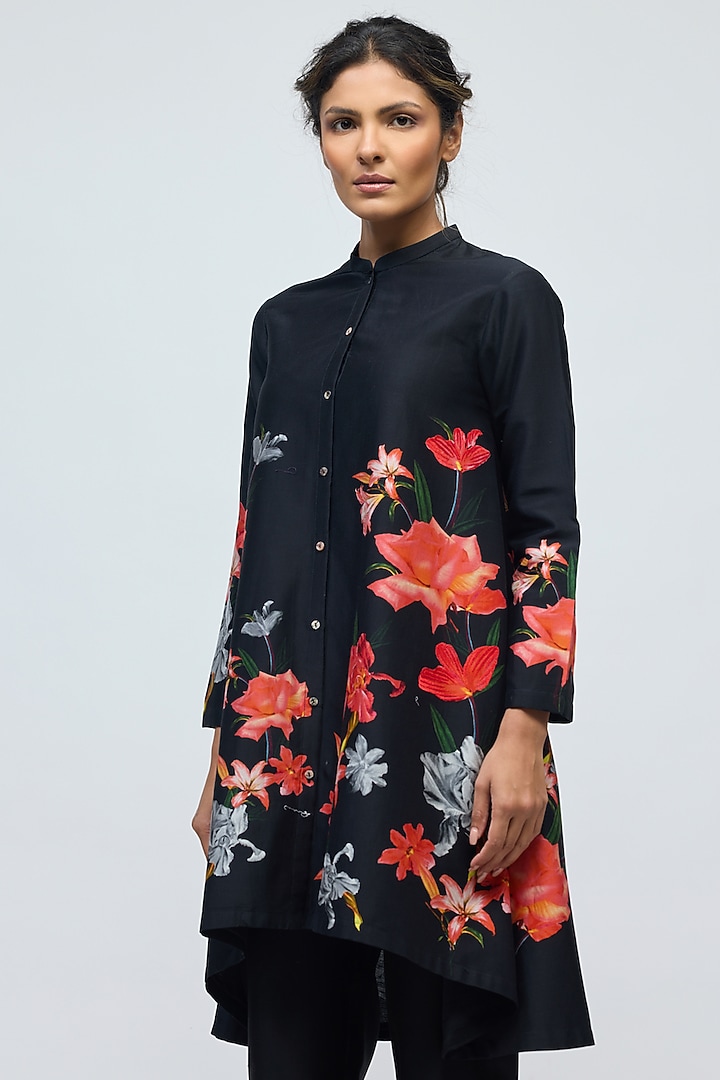 Black Chanderi Floral Printed Tunic Set by Balance by Rohit Bal at Pernia's Pop Up Shop