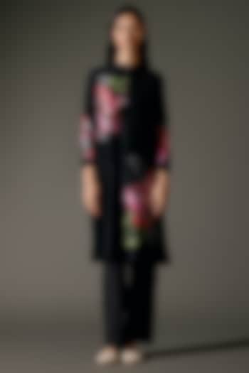 Black Chanderi Silk Digital Printed & Resham Embroidered Tunic Set by Balance by Rohit Bal at Pernia's Pop Up Shop