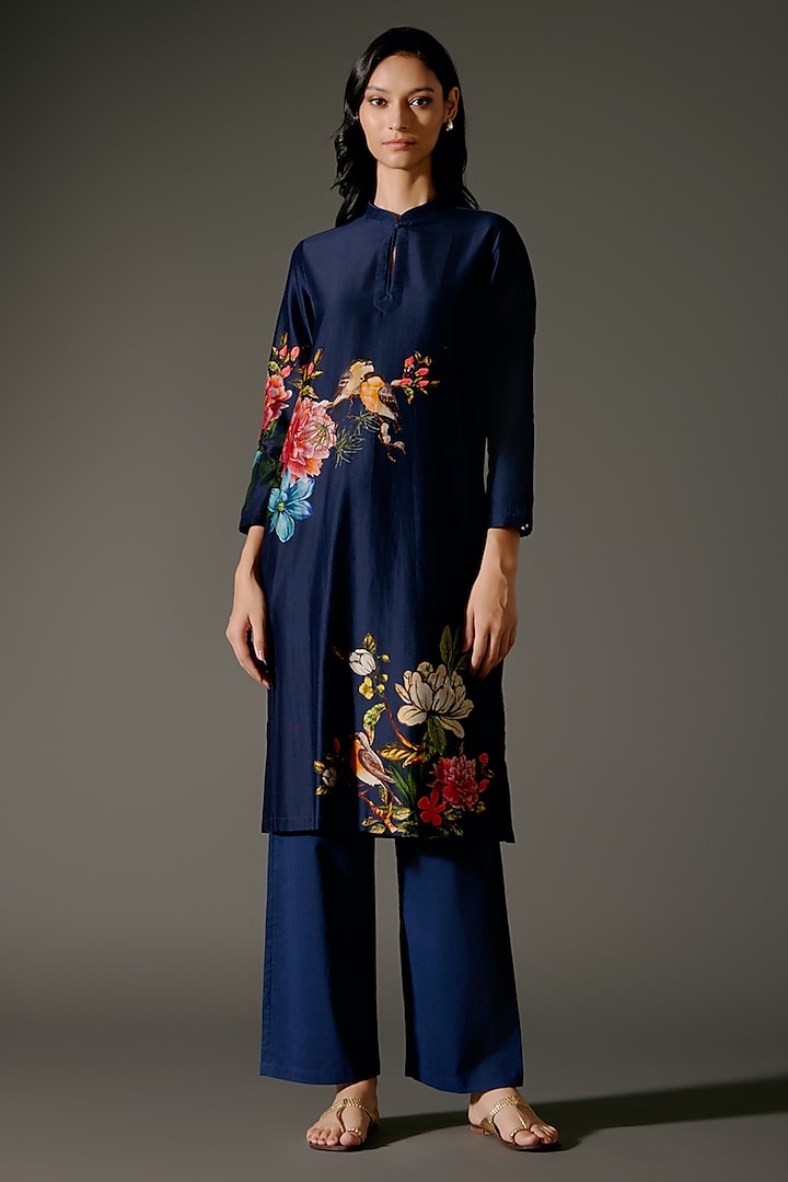 Indigo Chanderi Silk Digital Printed & Resham Embroidered Tunic Set by Balance by Rohit Bal at Pernia's Pop Up Shop