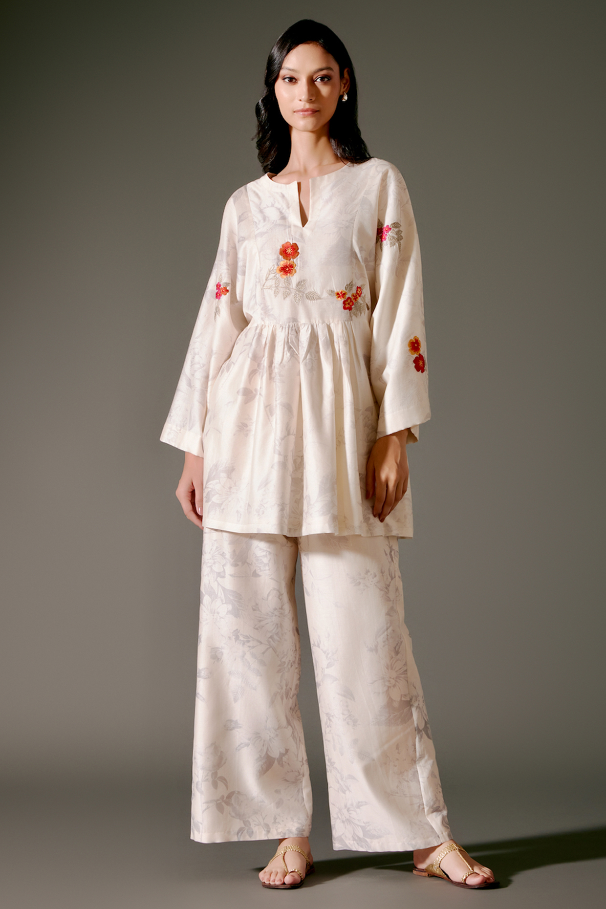 Ivory Chanderi Silk Digital Printed & Resham Embroidered Tunic Set by Balance by Rohit Bal at Pernia's Pop Up Shop