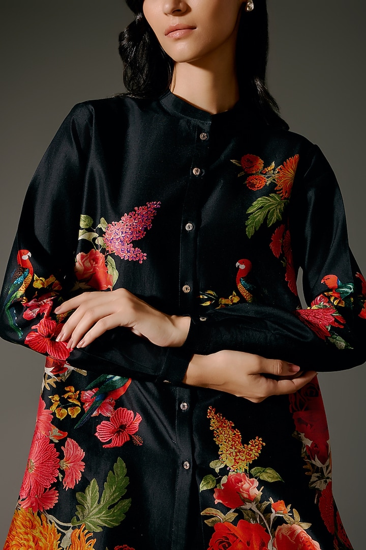Black Chanderi Silk Digital Printed Short Tunic Set by Balance by Rohit Bal at Pernia's Pop Up Shop