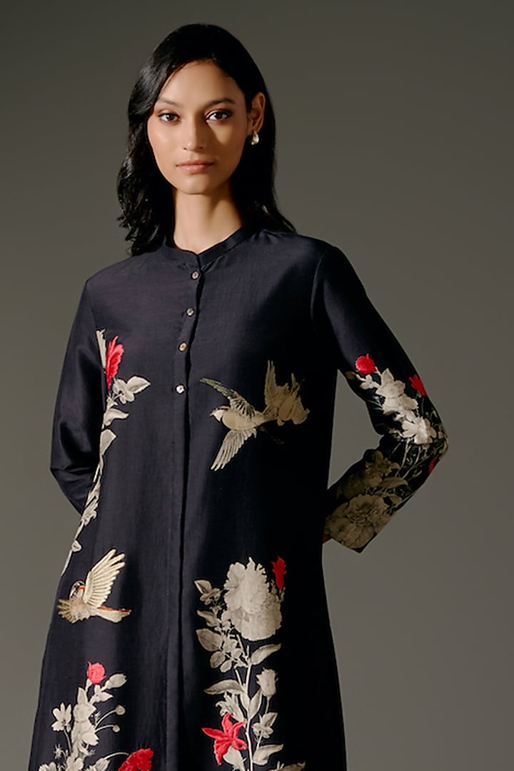 Black Chanderi Silk Digital Printed & Resham Embroidered Tunic Set by Balance by Rohit Bal at Pernia's Pop Up Shop