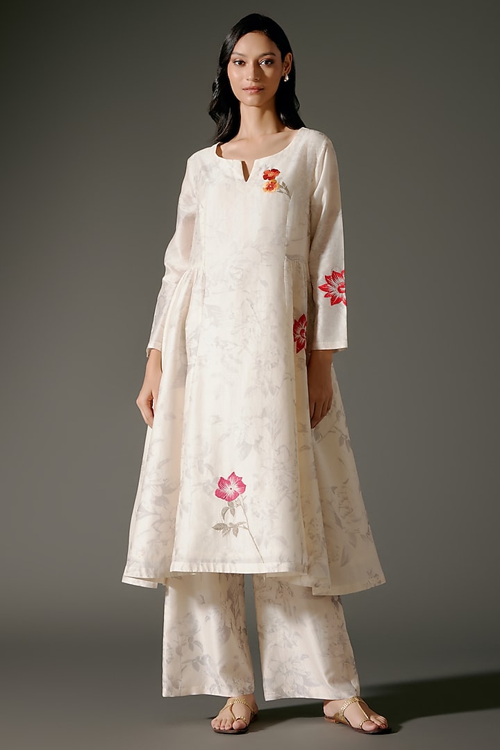 Ivory Chanderi Silk Digital Printed & Floral Embroidered Tunic Set by Balance by Rohit Bal at Pernia's Pop Up Shop