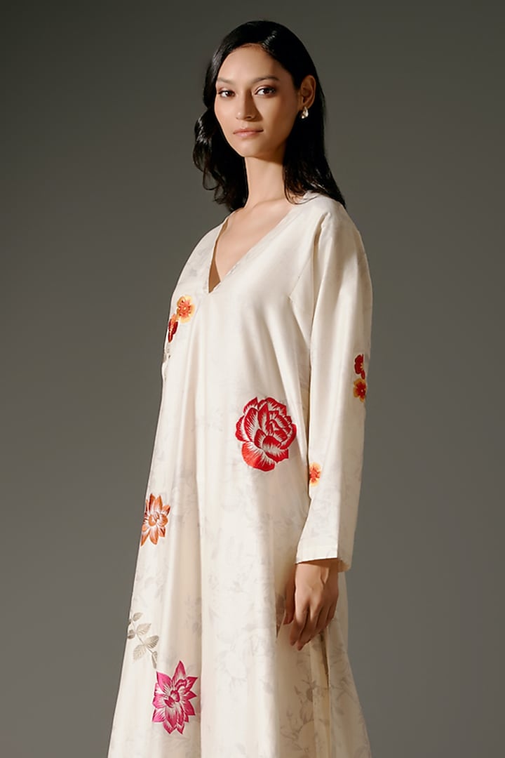 Ivory Chanderi Silk Digital Printed & Floral Embroidered A-Line Tunic Set by Balance by Rohit Bal at Pernia's Pop Up Shop