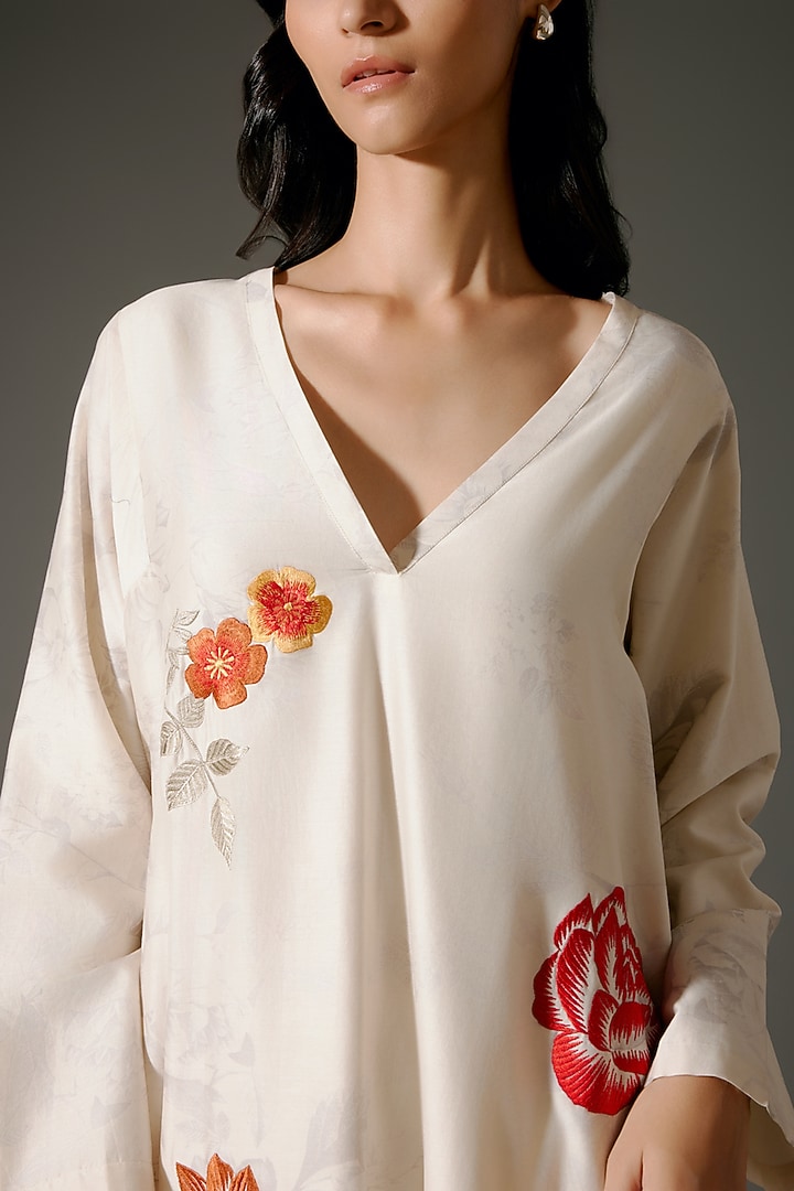 Ivory Chanderi Silk Digital Printed & Floral Embroidered A-Line Tunic Set by Balance by Rohit Bal at Pernia's Pop Up Shop