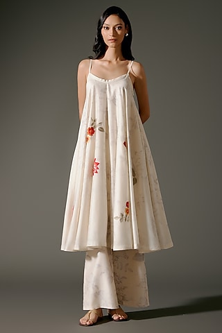 Ivory Chanderi Silk Floral Resham Embroidered Tunic Set by Balance by Rohit Bal