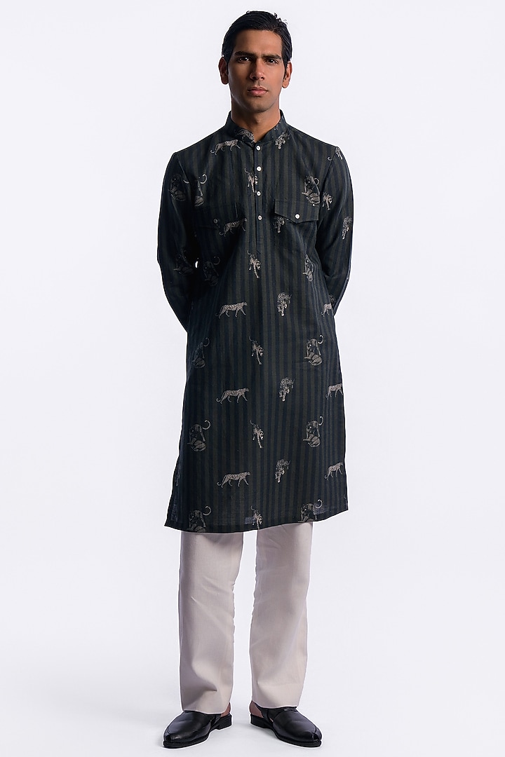 Black Chanderi Digital Printed Kurta by Balance by Rohit Bal Men at Pernia's Pop Up Shop