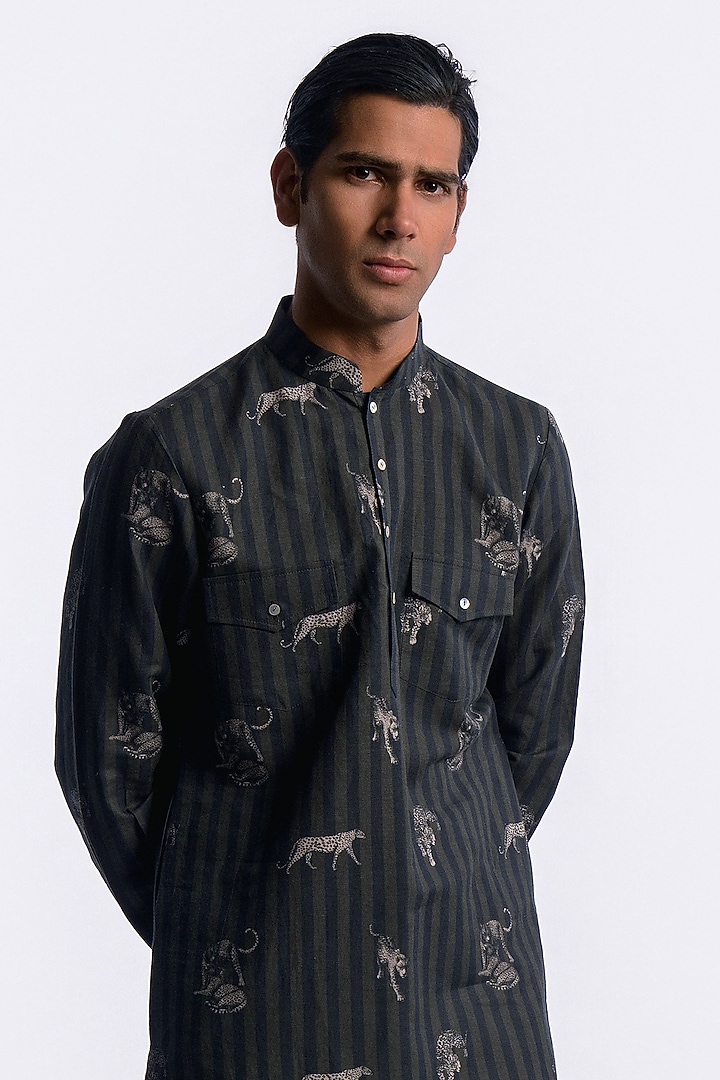 Black Linen Digital Printed Kurta by Balance by Rohit Bal Men at Pernia's Pop Up Shop