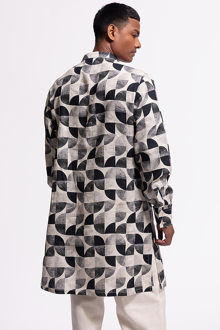 Ivory & Black Linen Short Printed Kurta by Balance by Rohit Bal Men at Pernia's Pop Up Shop
