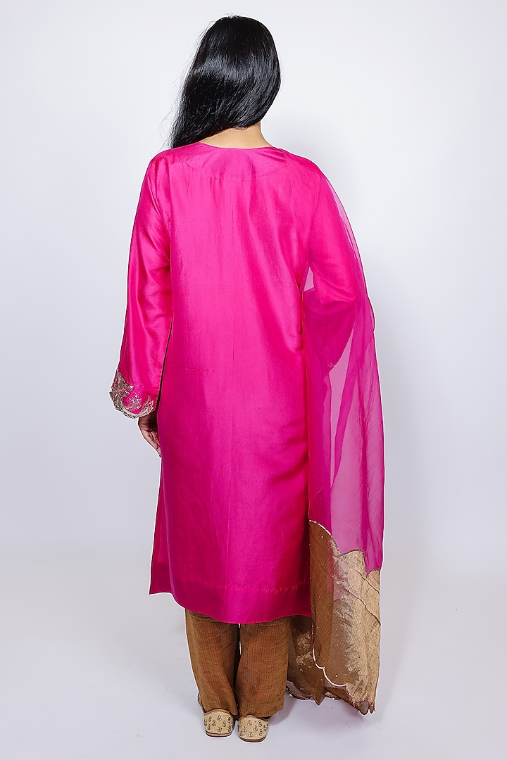 Rani Pink Pure Silk Sitara Embroidered Kurta Set by Brahmand By Vertika Kalra at Pernia's Pop Up Shop