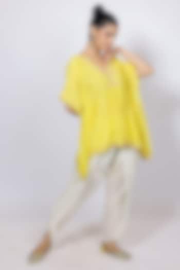 Yellow Muslin Silk Zardosi Work Kurta Set by Brahmand By Vertika Kalra at Pernia's Pop Up Shop