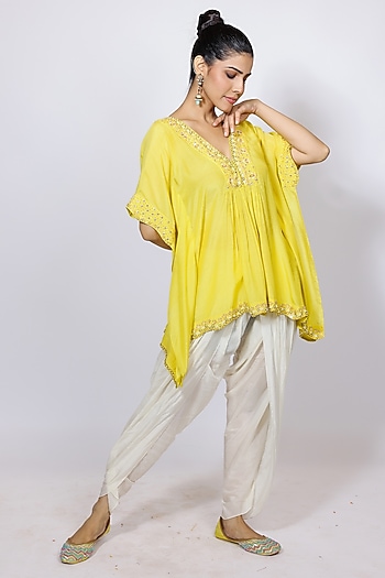 Yellow Muslin Silk Zardosi Work Kurta Set by Brahmand By Vertika Kalra at Pernia's Pop Up Shop