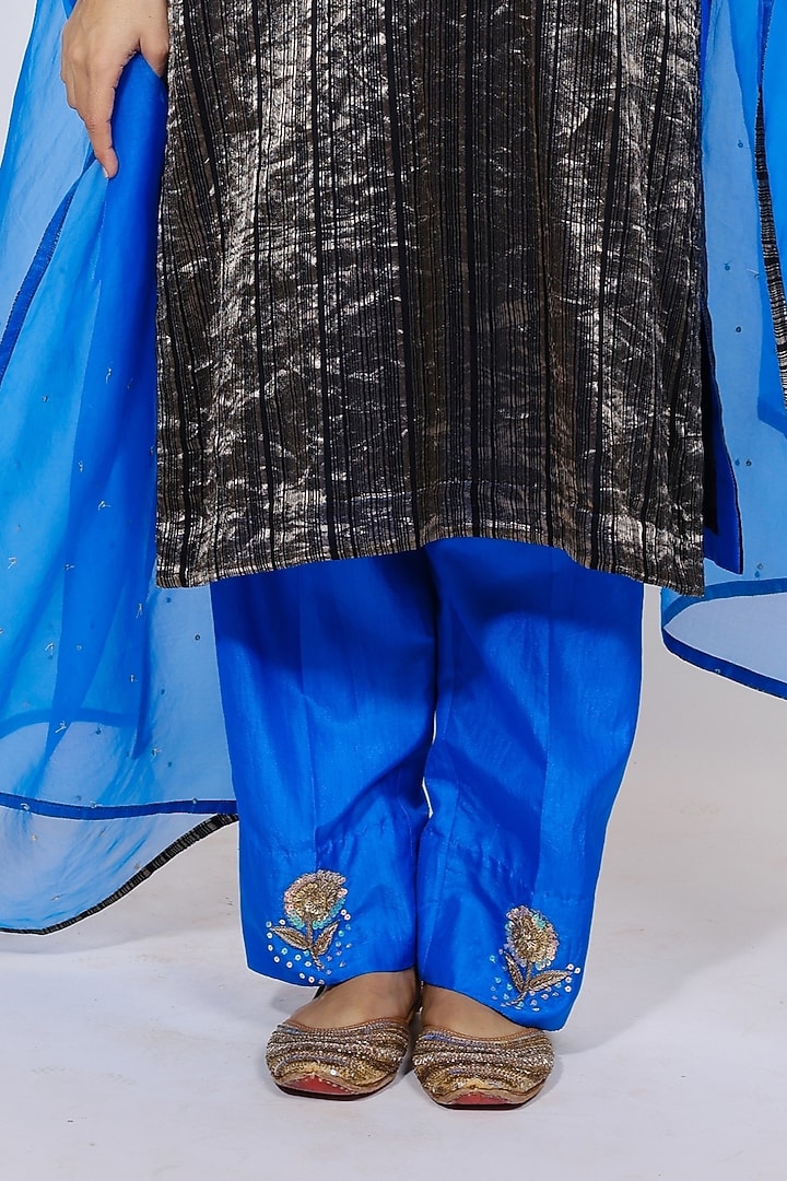 Black Zari Tissue Zardosi Embroidered Kurta Set by Brahmand By Vertika Kalra at Pernia's Pop Up Shop