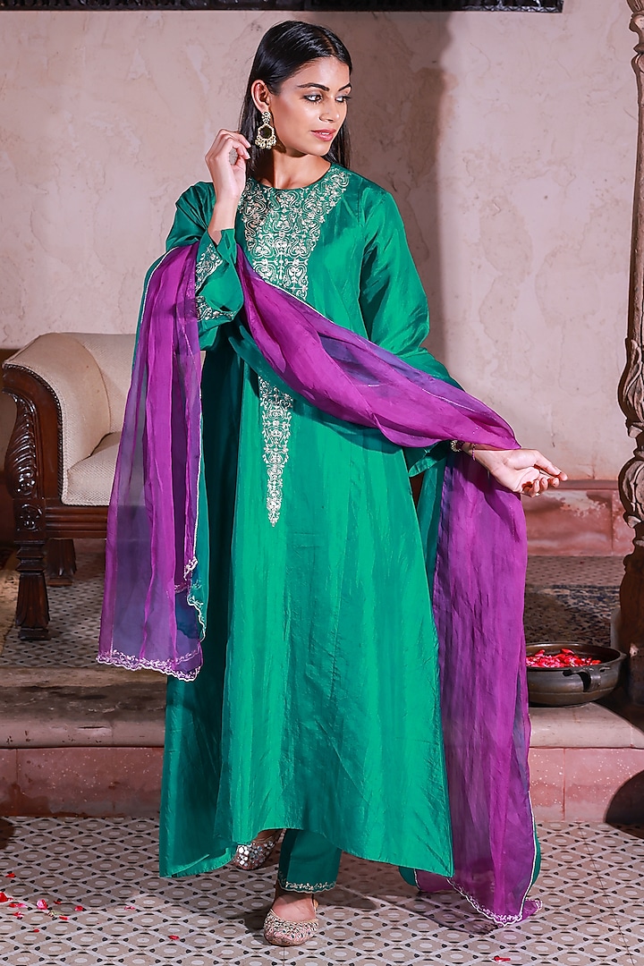 Green Pure Silk Embroidered Kalidar Kurta Set by Brahmand By Vertika Kalra at Pernia's Pop Up Shop