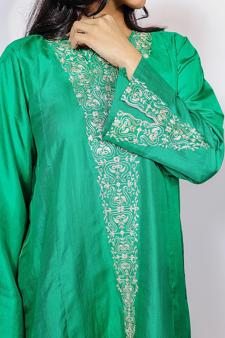 Green Pure Silk Embroidered Kalidar Kurta Set by Brahmand By Vertika Kalra at Pernia's Pop Up Shop