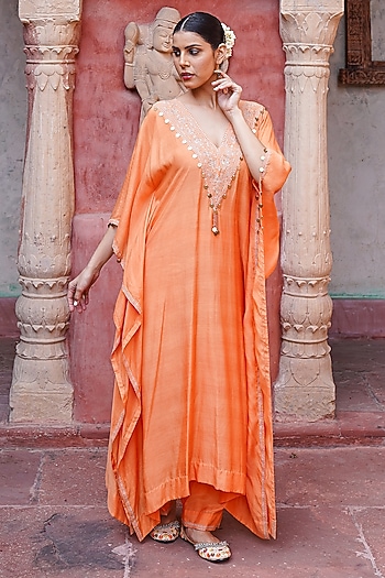 Peach Muslin Silk Pitta Kasab Embroidered Kaftan Set by Brahmand By Vertika Kalra at Pernia's Pop Up Shop