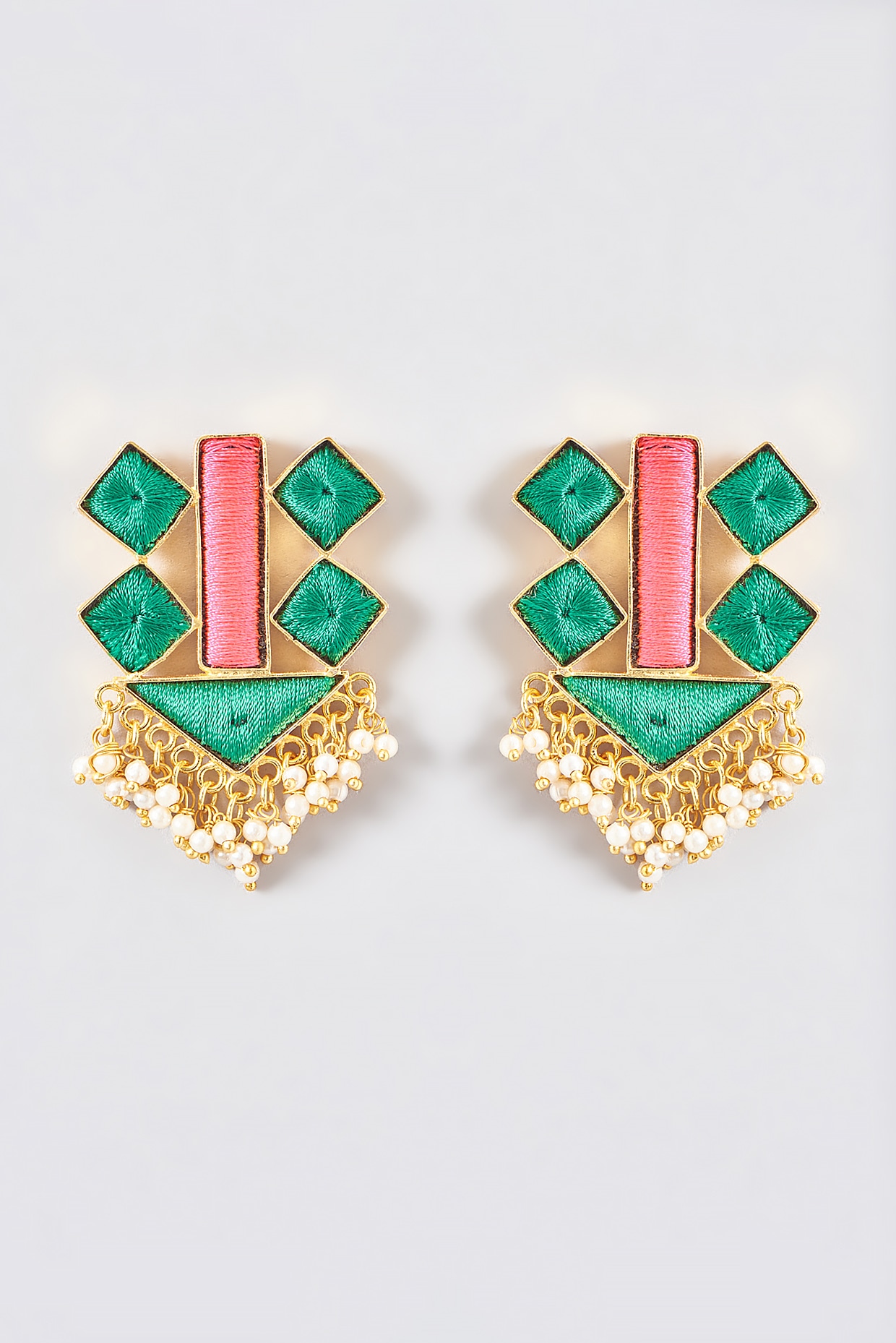 Silk on sale thread stud