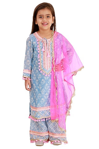 Blue Embroidered Kurta Set For Girls by Bloomers by Amrita M