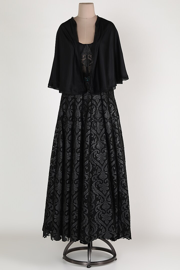 Black Embroidered Skirt Set by Abha Choudhary