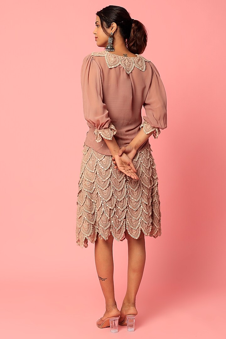 Onion Pink Georgette Skirt Set by Abha Choudhary at Pernia's Pop Up Shop