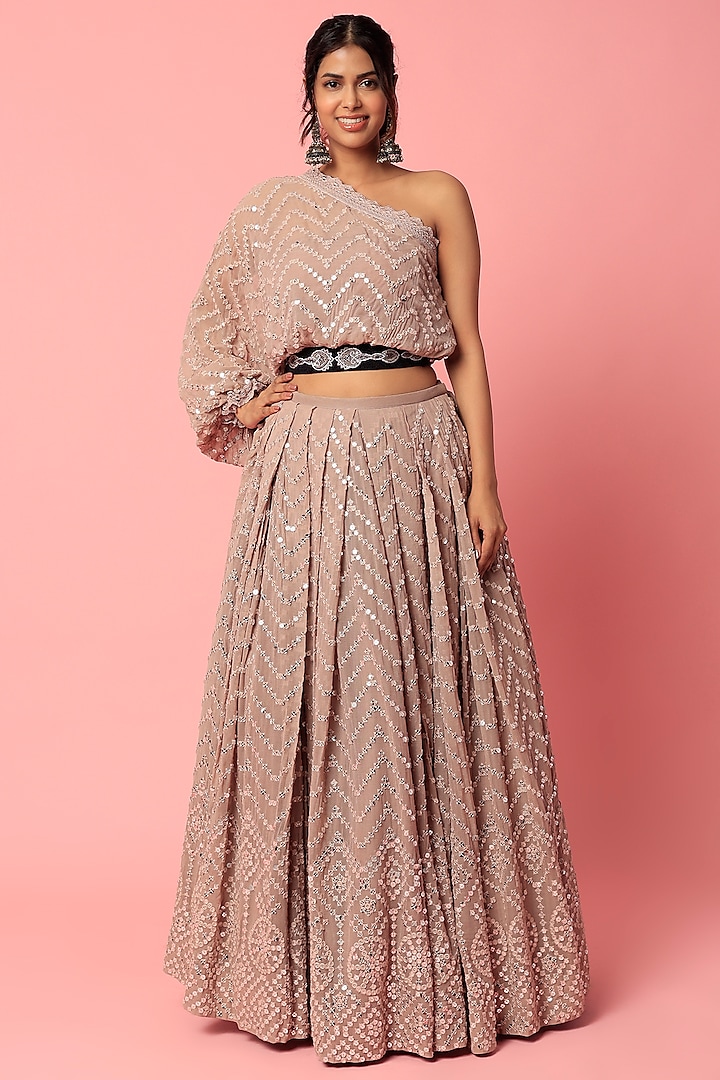 Onion Pink Georgette Pleated Wedding Lehenga Set by Abha Choudhary at Pernia's Pop Up Shop