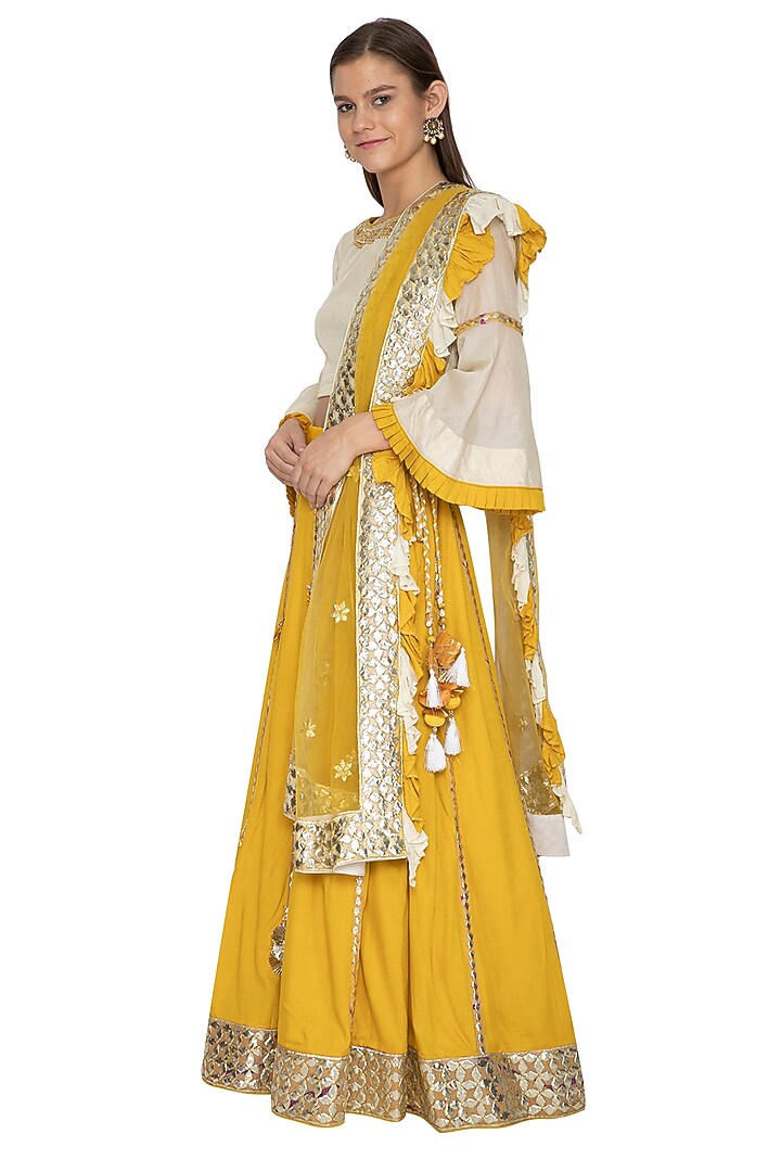 Canary Yellow Embroidered Wedding Lehenga Set by Bodhitree Jaipur at Pernia's Pop Up Shop
