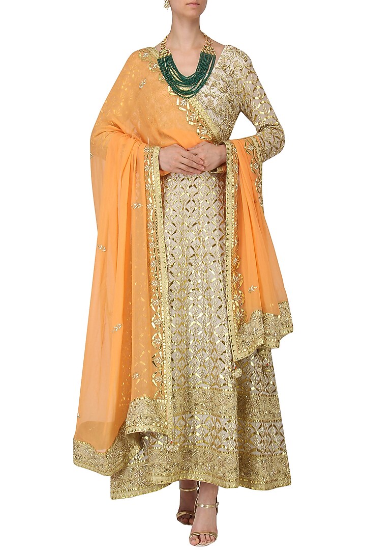 Off white embroidered anarkali gown set available only at Pernia's Pop Up Shop.